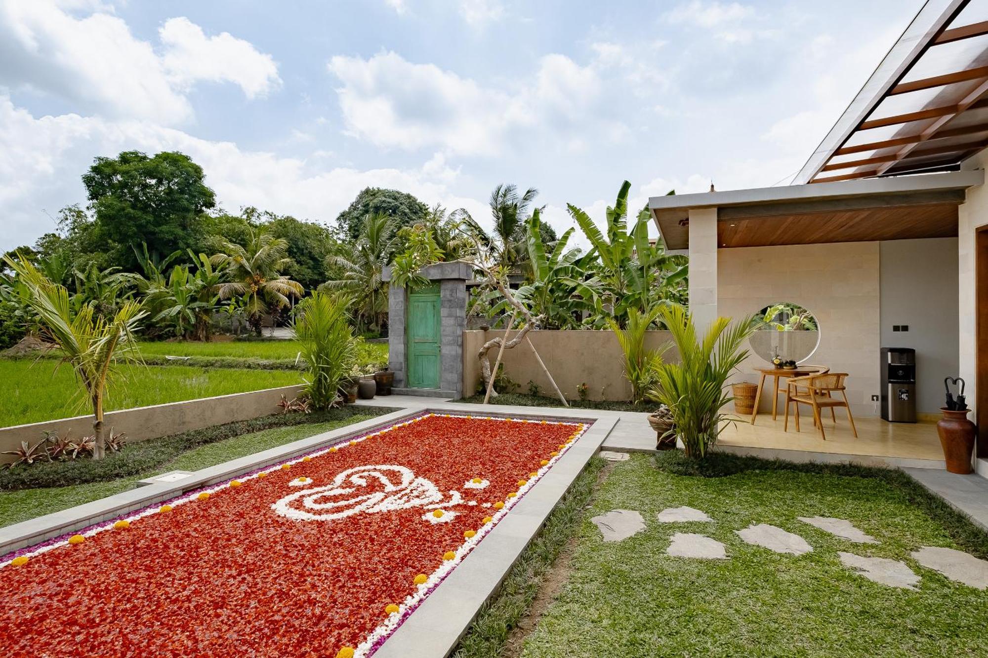 Suarga Loka Ubud Villa Esterno foto